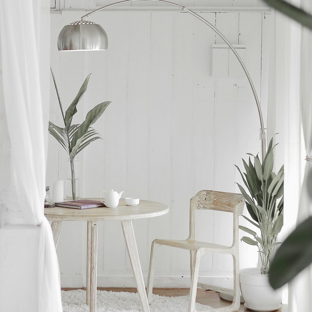 An arched dining nook